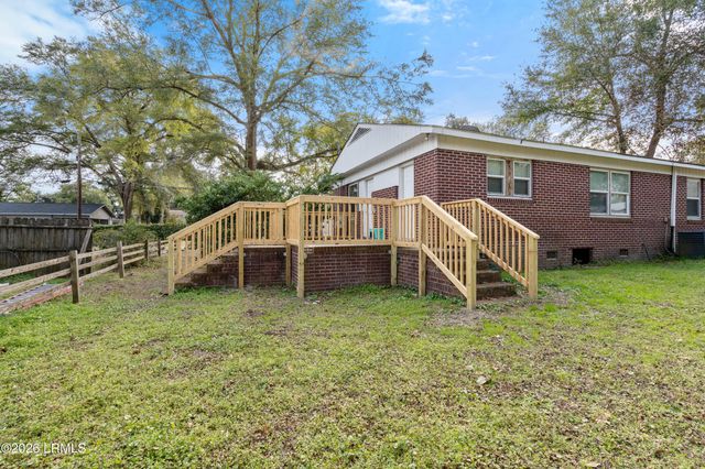 2813 4th Street, Beaufort, SC 29902