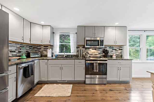 720 Massasoit Road, Eastham, MA 02642