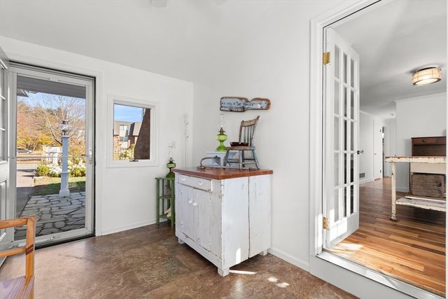 18 Conant St, Beverly, MA 01915