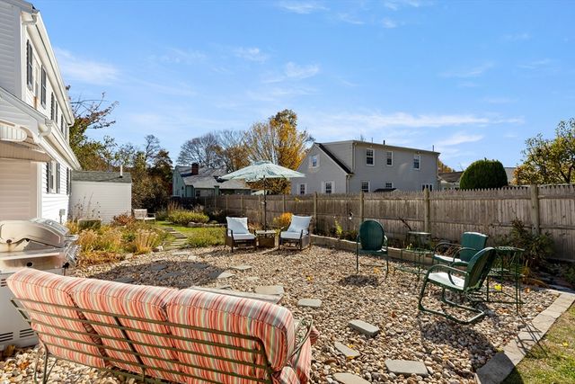 18 Conant St, Beverly, MA 01915