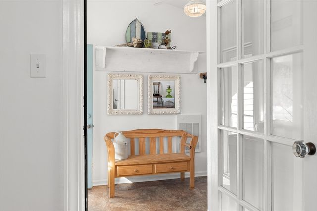 18 Conant St, Beverly, MA 01915