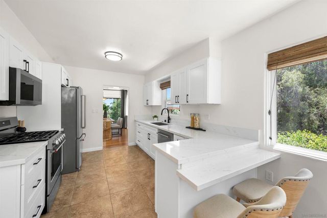 10020 Fuerte Drive, La Mesa, CA 91941
