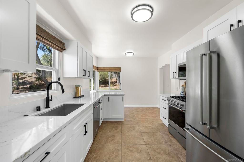 Image 20 of property listing at 10020 Fuerte Drive, La Mesa, CA 91941