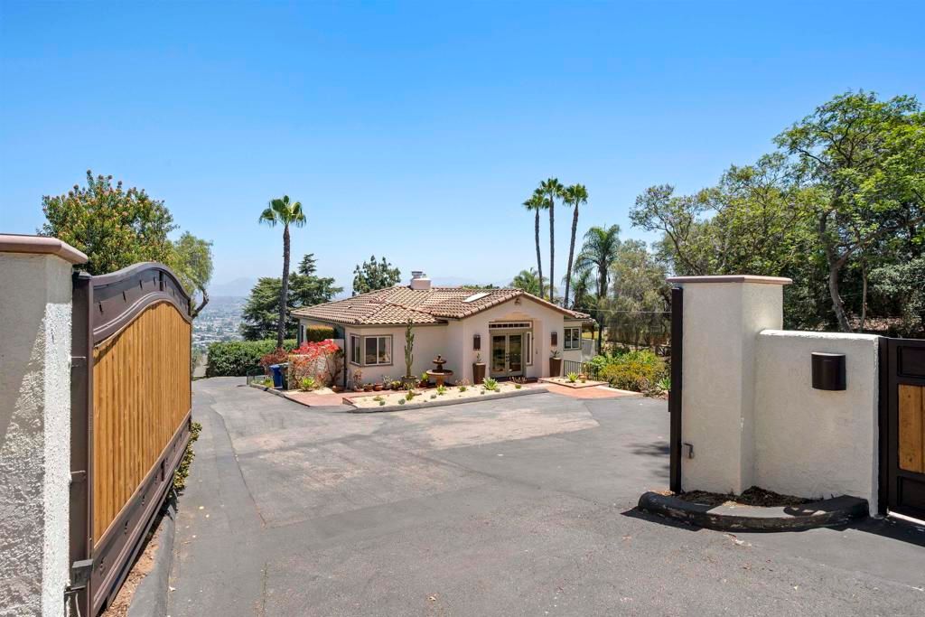 Image 3 of property listing at 10020 Fuerte Drive, La Mesa, CA 91941