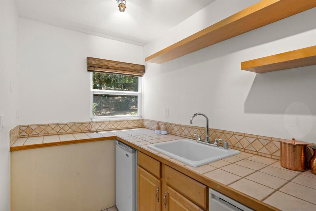Image 33 of property listing at 10020 Fuerte Drive, La Mesa, CA 91941