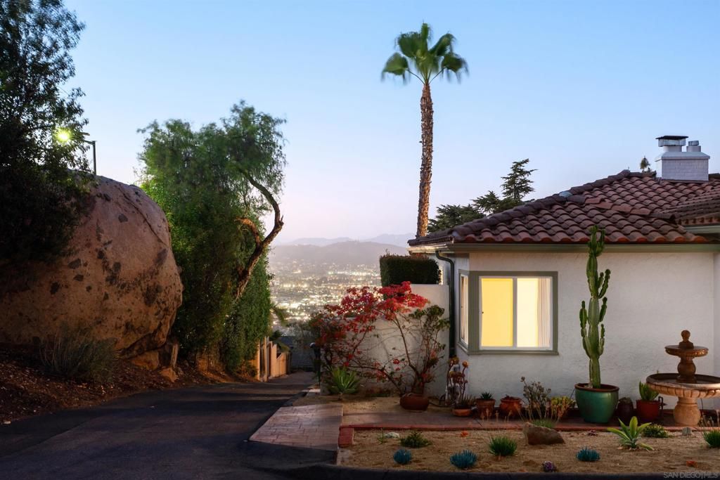 Image 5 of property listing at 10020 Fuerte Drive, La Mesa, CA 91941