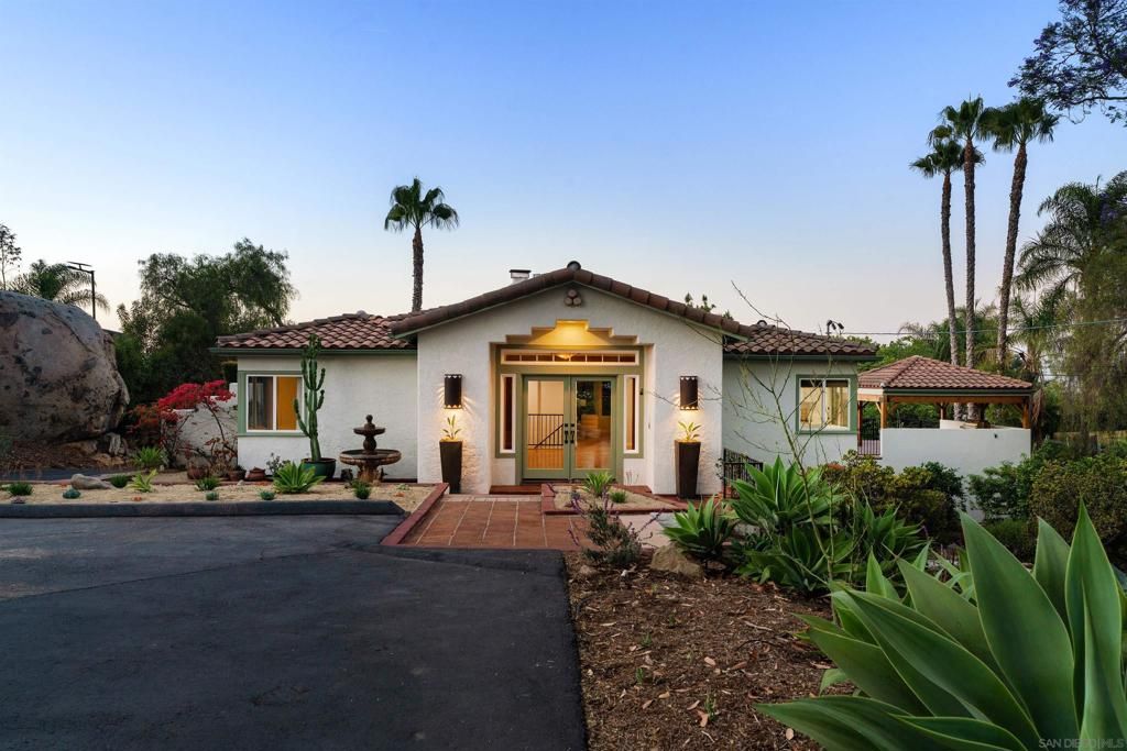 Image 7 of property listing at 10020 Fuerte Drive, La Mesa, CA 91941