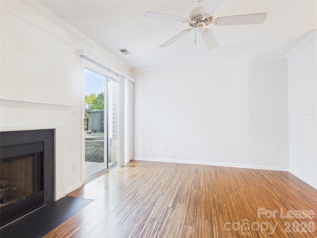 609 mountain water Drive, Charlotte, NC 28262