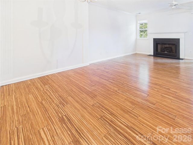 609 mountain water Drive, Charlotte, NC 28262