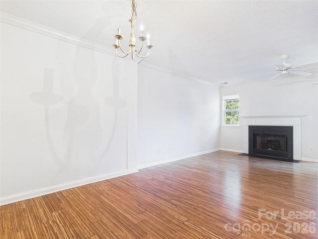 609 mountain water Drive, Charlotte, NC 28262