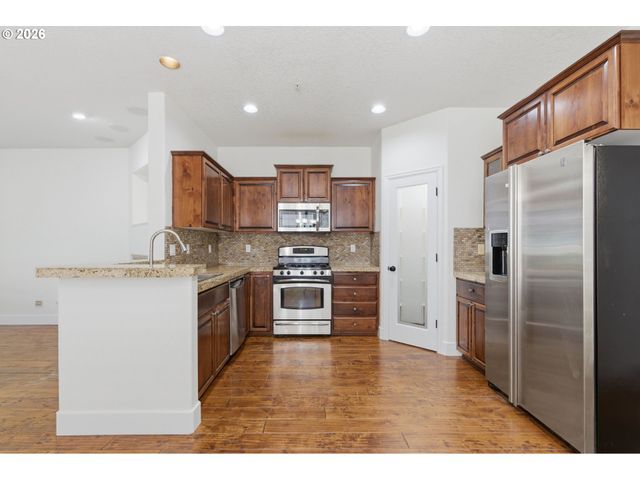 29266 Sw VILLEBOIS Dr S, Wilsonville, OR 97070