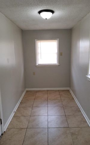 3110 ADEN ST, Memphis, TN 38127