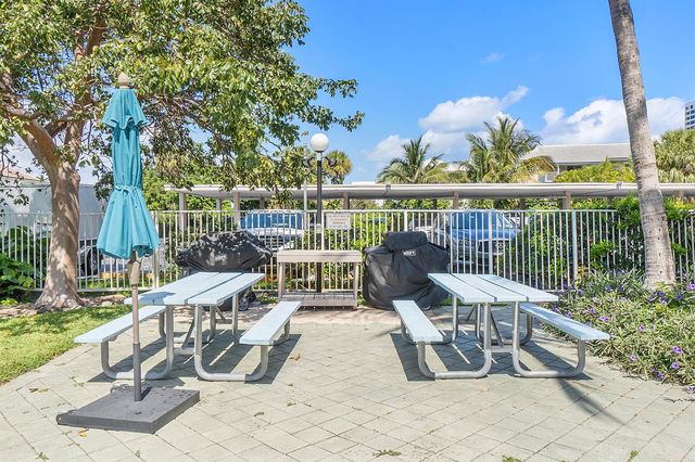 2851 S Ocean Boulevard 3 P, Boca Raton, FL 33432