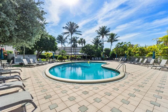 2851 S Ocean Boulevard 3 P, Boca Raton, FL 33432