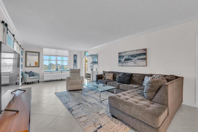2851 S Ocean Boulevard 3 P, Boca Raton, FL 33432