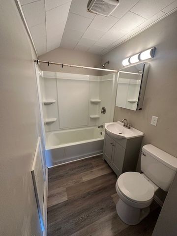 383 N Water Ave Apt 3, Gallatin, TN 37066