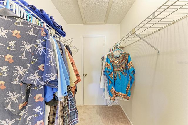 5685 GARDENS DRIVE 5685, Sarasota, FL 34243