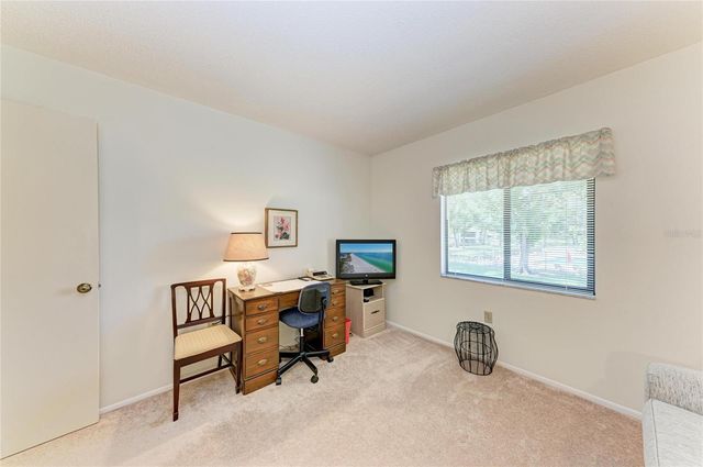 5685 GARDENS DRIVE 5685, Sarasota, FL 34243