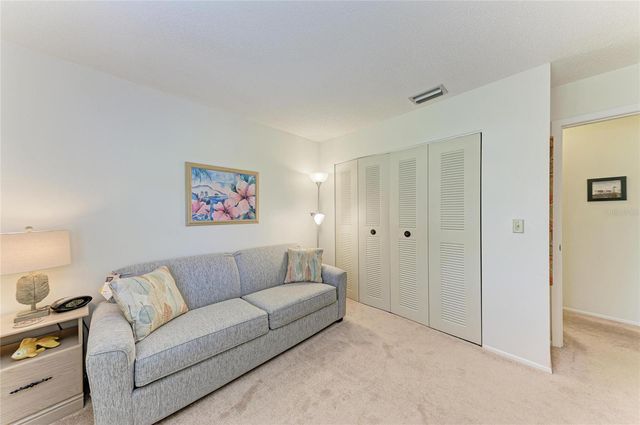 5685 GARDENS DRIVE 5685, Sarasota, FL 34243