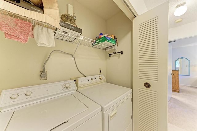 5685 GARDENS DRIVE 5685, Sarasota, FL 34243