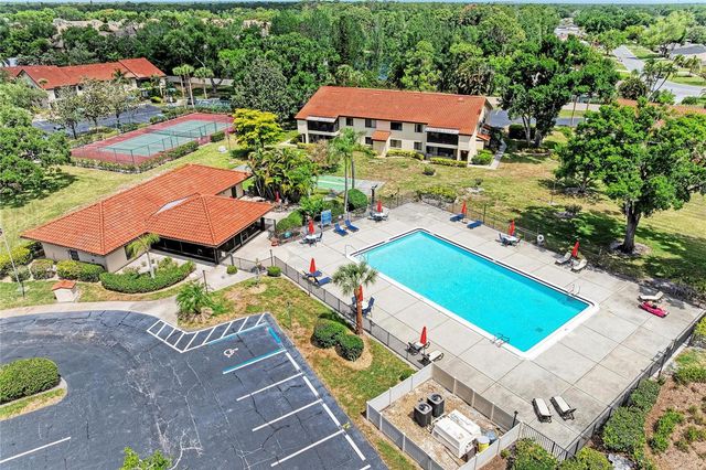 5685 GARDENS DRIVE 5685, Sarasota, FL 34243