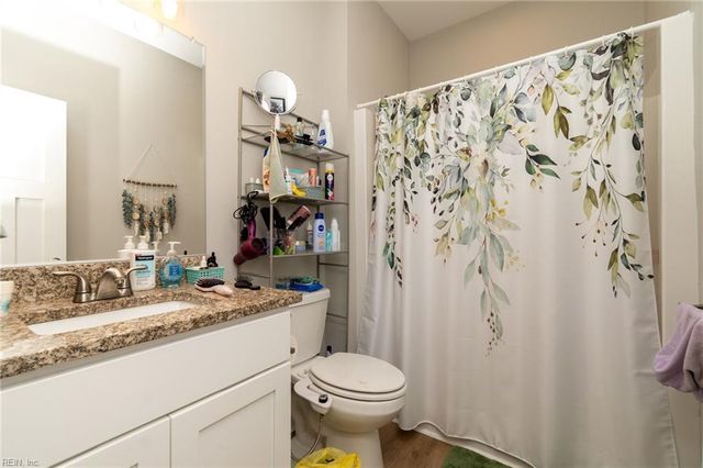 125 Moyock Landing Dr Unit B, Moyock, NC 27958