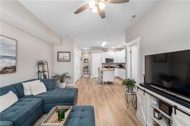 125 Moyock Landing Dr Unit B, Moyock, NC 27958