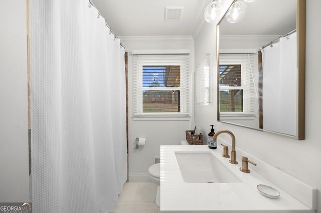 950 Eleanor Way SE, Smyrna, GA 30080