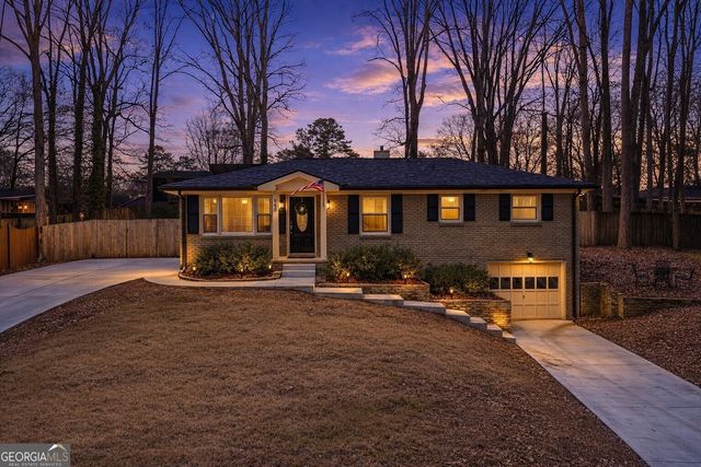 950 Eleanor Way SE, Smyrna, GA 30080