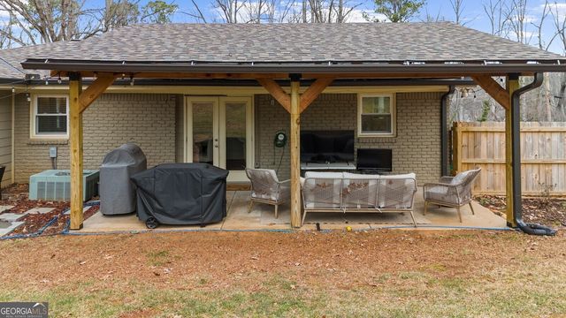 950 Eleanor Way SE, Smyrna, GA 30080