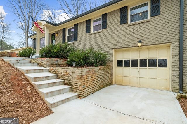 950 Eleanor Way SE, Smyrna, GA 30080