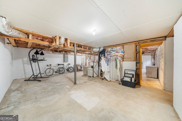 950 Eleanor Way SE, Smyrna, GA 30080