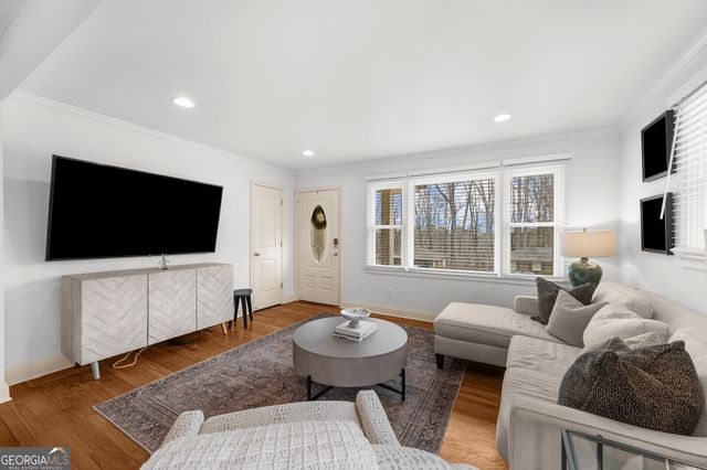 950 Eleanor Way SE, Smyrna, GA 30080