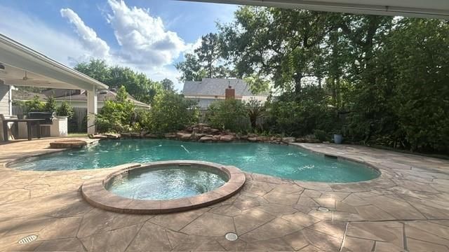 23 Rustic View Court, The Woodlands, TX 77381