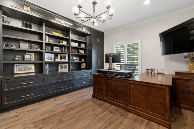 23 Rustic View Court, The Woodlands, TX 77381