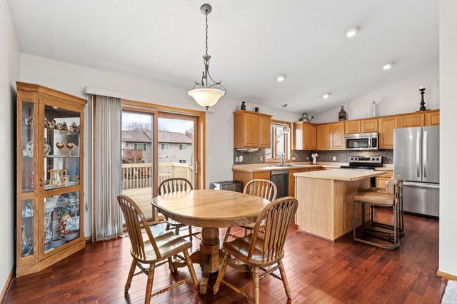 2218 Chase Drive, Faribault, MN 55021