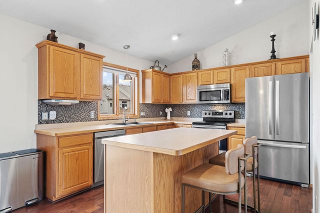 2218 Chase Drive, Faribault, MN 55021