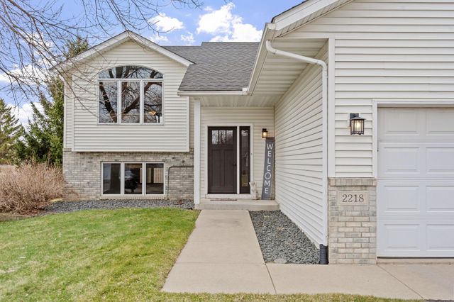 2218 Chase Drive, Faribault, MN 55021