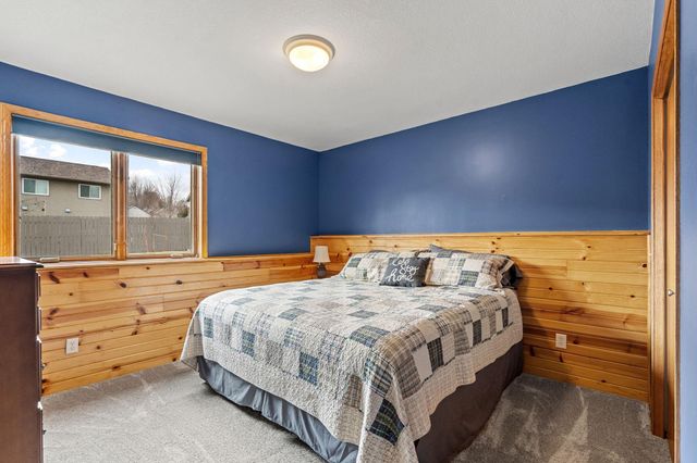 2218 Chase Drive, Faribault, MN 55021