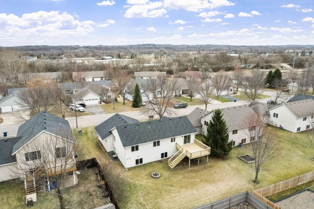 2218 Chase Drive, Faribault, MN 55021