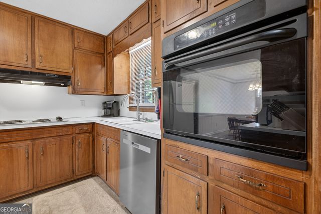 1177 Charlie Lane SW, Lilburn, GA 30047