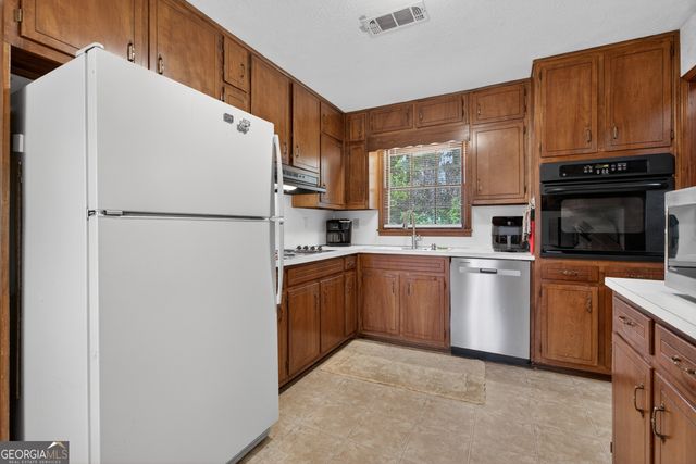 1177 Charlie Lane SW, Lilburn, GA 30047