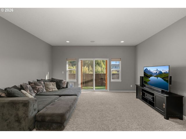 15926 Nw ROSSETTA St, Portland, OR 97229