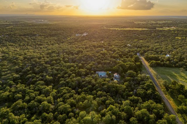 19301 Eyerley RD, Manor, TX 78653