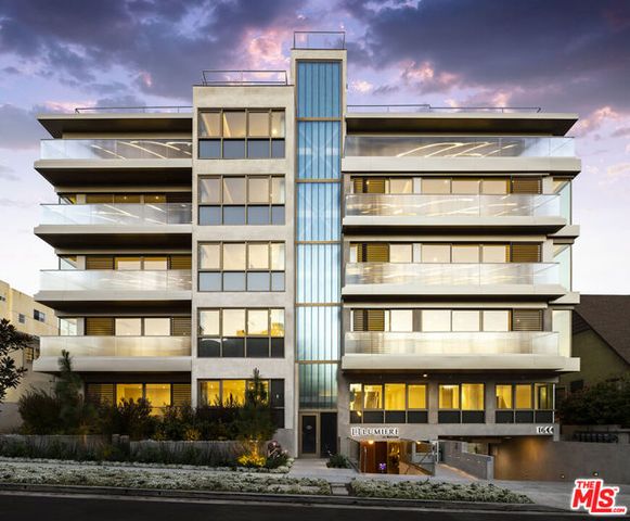 1644 Malcolm Avenue 330, Los Angeles, CA 90024