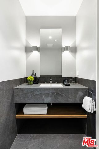 1644 Malcolm Avenue 330, Los Angeles, CA 90024