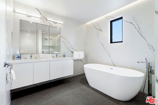 1644 Malcolm Avenue 330, Los Angeles, CA 90024