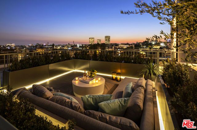 1644 Malcolm Avenue 330, Los Angeles, CA 90024
