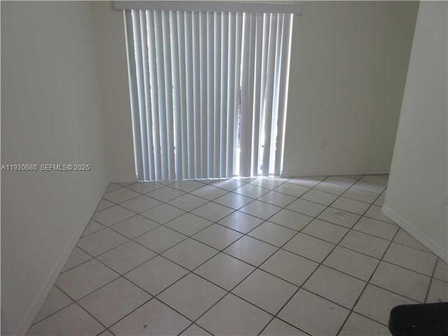 3090 BIRD AV 203, Coconut Grove, FL 33133