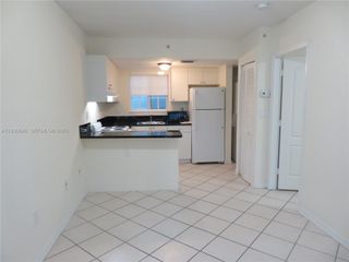 3090 BIRD AV 203, Coconut Grove, FL 33133